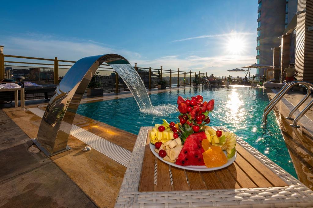 Ramada by Wyndham Istanbul Per Holiday Tour